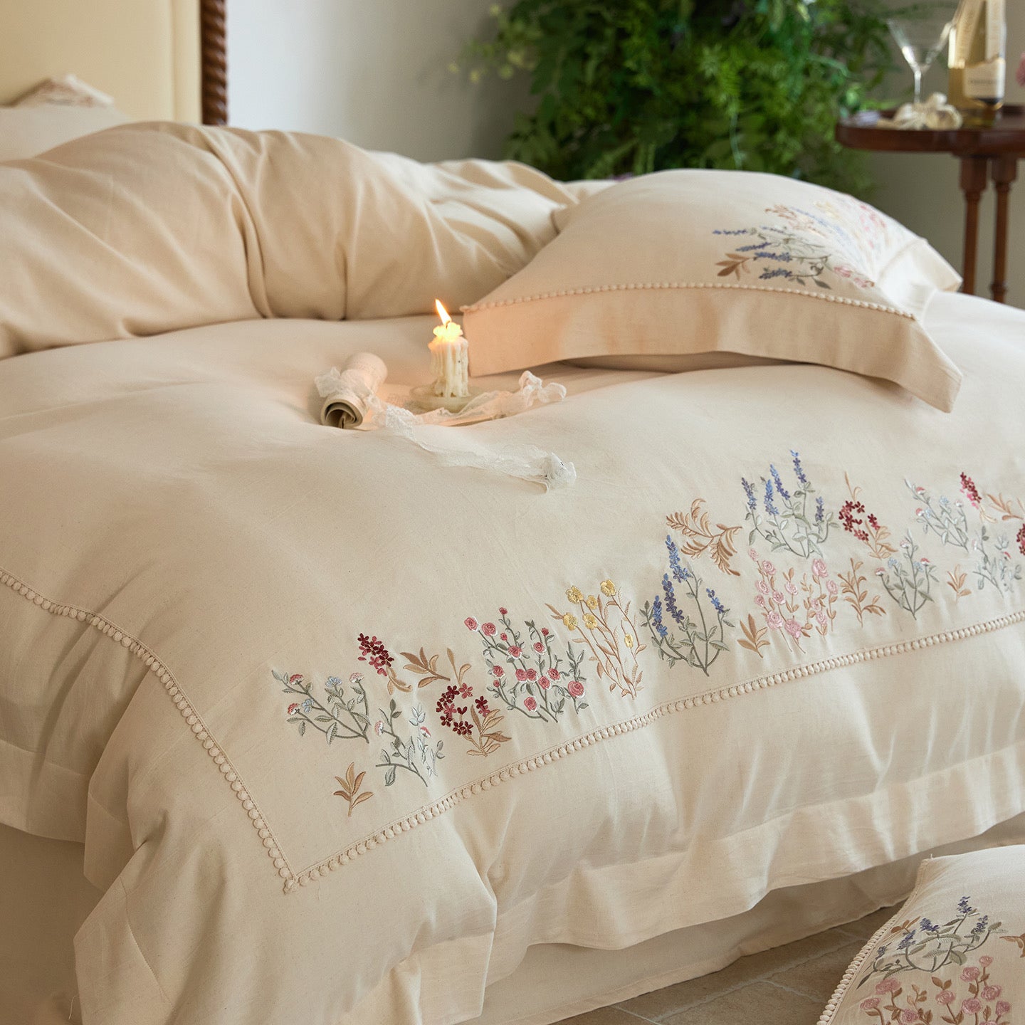 French Vintage Floral Embroidered Cotton Linen Duvet Cover 4 pieces Set