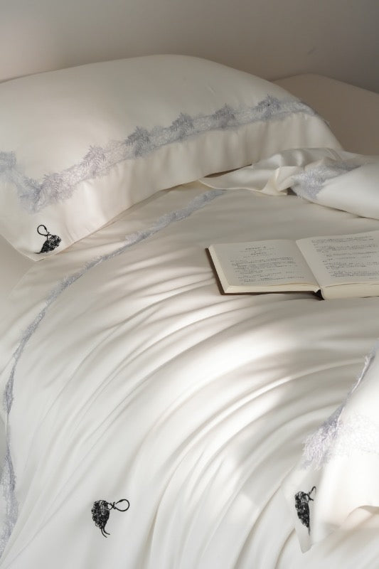 Swan Lace Tencel Bedding Duvet Cover 4 pieces Set